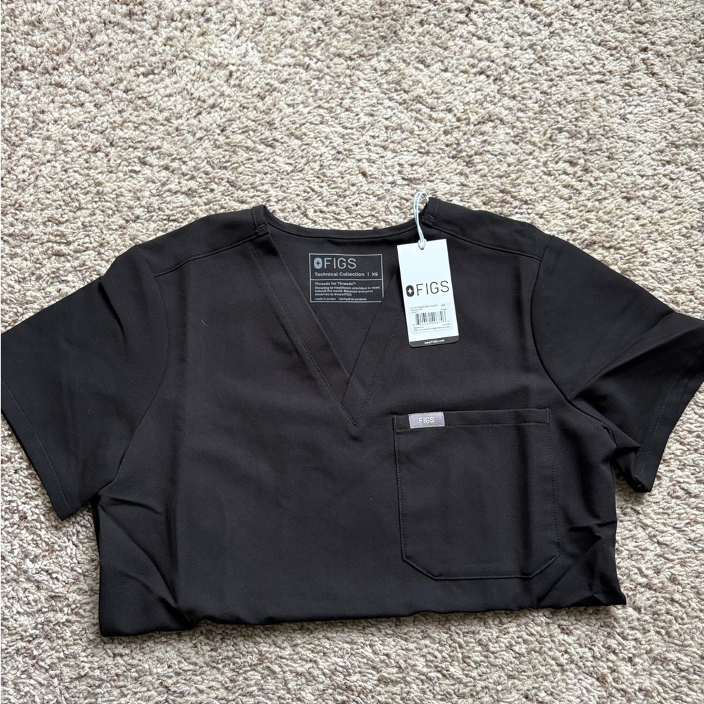 NWT Women’s Figs Scrub Top